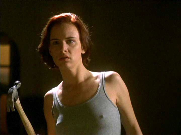 Juliette Lewis Nipples